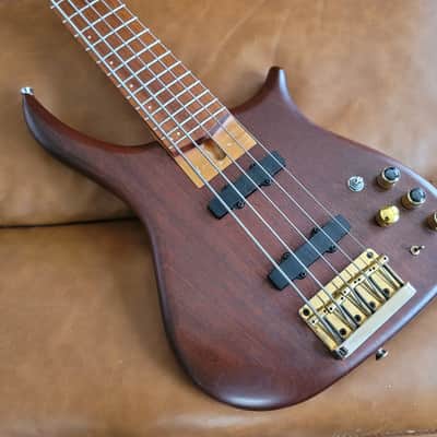 Rare U.S. Masters EP5J 5-String Bass – Natural Walnut Brown – USA Made – Active EQ – Figured Maple Neck – Gold Hardware image 6