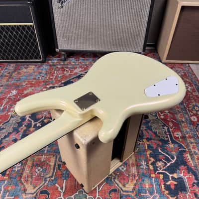 Yamaha Motion Bass MBIII Super Edition Short Scale Bass w/HSC 1980's - Pearl White image 18