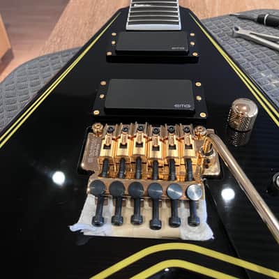 Jackson MJ Series Rhoads RR24MG 2023 Black with Yellow Pinstripes image 25
