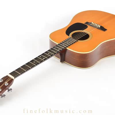 1971 C.F. MARTIN & CO. DREADNOUGHT D-28 GUITAR image 11