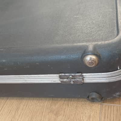 Fender Precision Bass Molded Case Vintage 1978-1981 - Black image 10