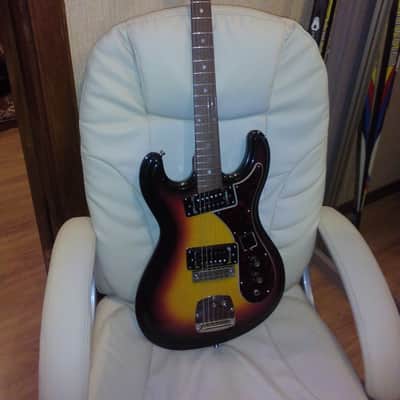Univox  Hi flier custom 1968 Kurt Cobain mod image 5