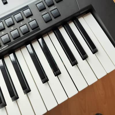 Roland JD-800 61-Key Programmable Synthesizer - Top Optics image 10