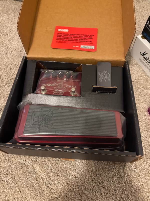 Dunlop Limited Combo Set with Signature SC95R Cry Baby Wah + Octave Fuzz, SLASH SIGNED, RARE