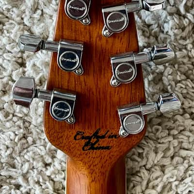 Ovation Celebrity Traditional Mid-Depth Acoustic Electric Guitar CS24-4 -Natural image 6