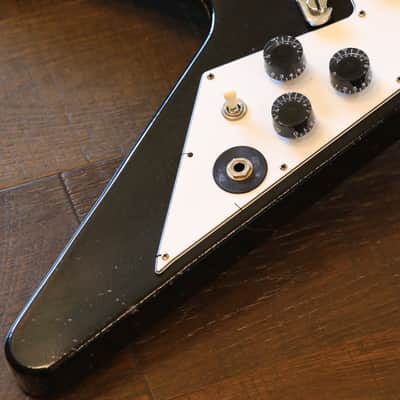 Unplayed! 2022 Gibson Custom Shop Kirk Hammett Signature 1979 Flying V Murphy Lab Aged Ebony + COA OHSC image 7