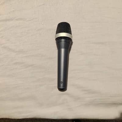 AKG D5 Standard Dynamic Vocal Microphone - Black image 2