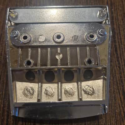 Tailpiece and roller saddles bridge for Rickenbacker basses 4001 or 4003 - Chrome image 3