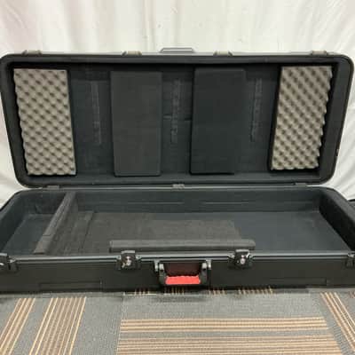 Gator GTSA-KEY76 TSA Series ATA Molded Deep 76-Key Keyboard Case 2010s - Black image 4