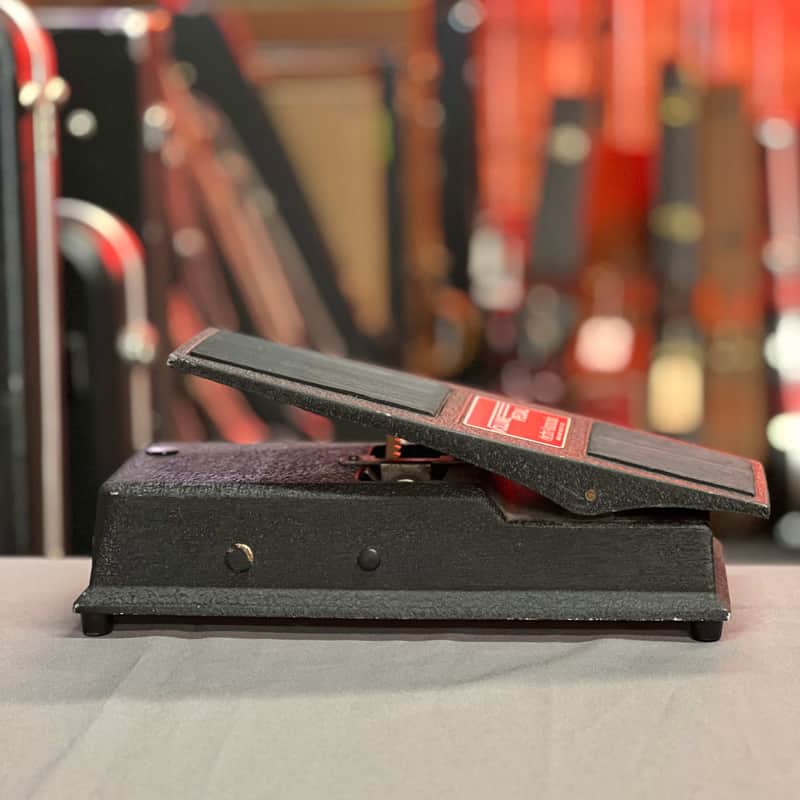 Electro-Harmonix Volume Pedal Black image 1