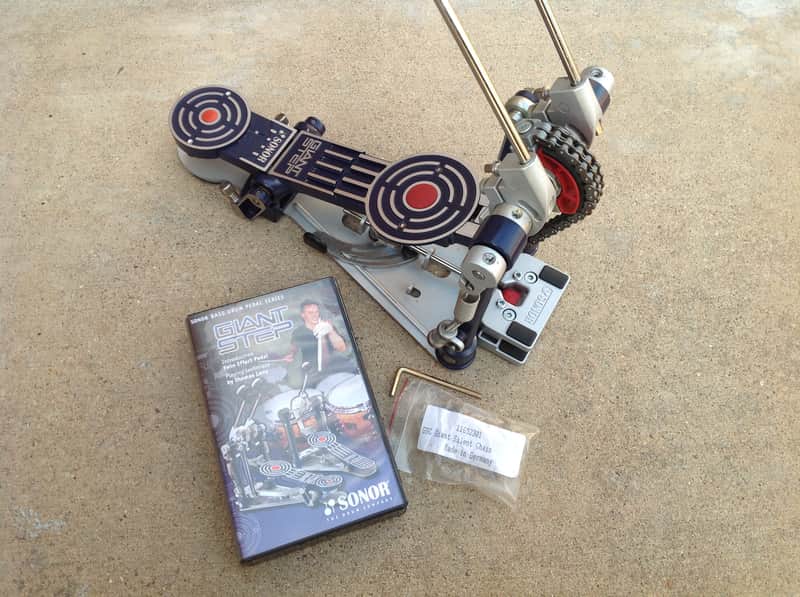 Sonor Giant Step Twin Effect Bass Drum Pedal W/Dock and Extra Chain image 1
