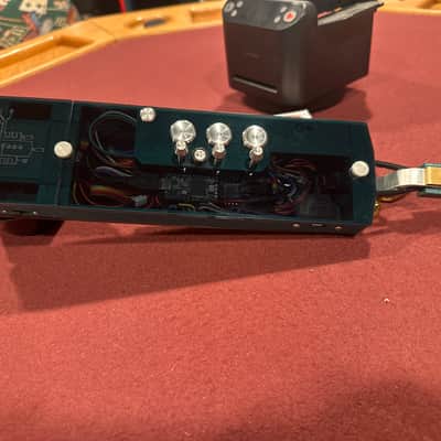 Berglund NuEVI Dark Metallic Green image 2