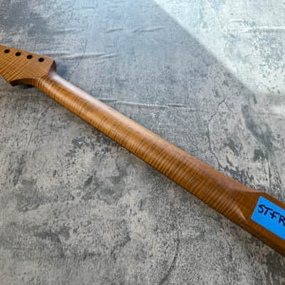 BMC Guitar 5AAAAA FLAME MAPLE Neck Strat® Stratocaster® 22 Fret Roasted With Rosewood Fingerboard Nitro Lacquer 9.5 Radius  STFRM5A #1 image 4