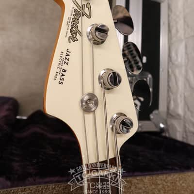 Fender USA 2022 American Vintage II 1966 Jazz Bass LH image 13