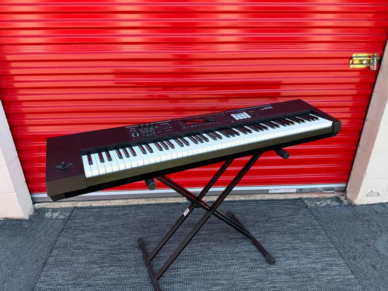 Roland JUNO-DS88 88-Key Weighted Synthesizer Keyboard image 1
