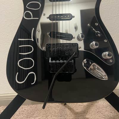 2021 Fender Tom Morello "Soul Power" Stratocaster image 3