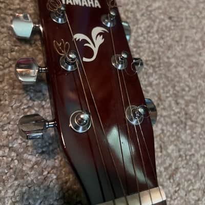 Yamaha F310NT Spruce/Meranti Dreadnought 2010s - Natural image 3