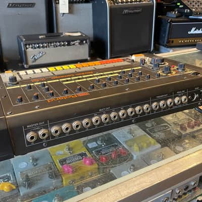 Roland TR-808 Rhythm Composer 1982 - Black image 4
