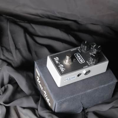 MXR M68 Uni-Vibe (Black) image 3