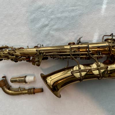 Vintage 1934 Conn "Naked Lady" Alto Saxaphone with rolled tone holes. image 2