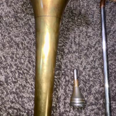 Vintage 1957 Getzen Super Deluxe Bb Tenor Trombone with mouth piece and hardshell case image 2