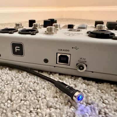 Behringer FLOW 8 Bluetooth Controlled 8-Input Digital Mixer 2020 - Present - Grey image 10