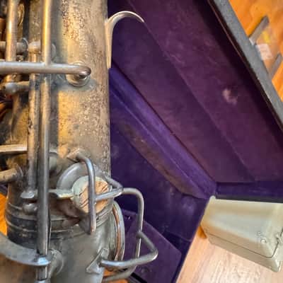 CG Conn 10M Tenor Low Pitch 310690 1944 - Silver plated image 18