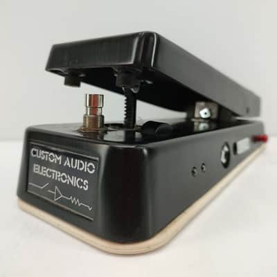 Dunlop MC404 CAE Custom Audio Electronics Wah 2010 - Present - Black image 4