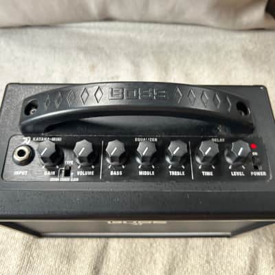 Boss KTN-MINI Katana Mini 7-Watt 1x4" Modeling Guitar Combo 2017 - Present - Black image 4