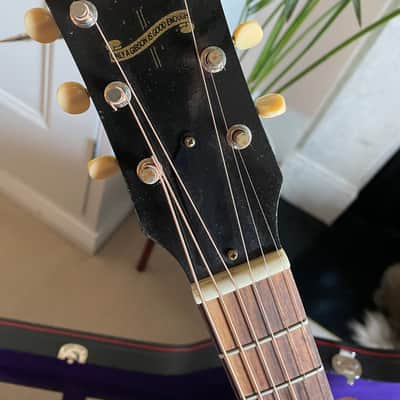 Gibson Custom Shop Murphy Lab '42 Banner J-45 Reissue Light Aged Vintage Sunburst image 4