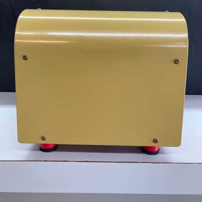Fender Greta Pawn Shop Series 2-Watt 1x4" Guitar Combo 2012 - 2013 - Red image 5