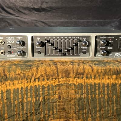 Peavey Tour Series 700w Bass Amp Head 2010s - Silver/Black image 1