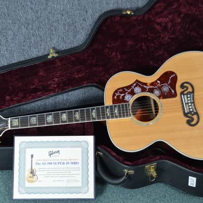 Gibson SJ-300 - Custom Shop - 1 of 40 With COA 2006 Antique Natural image 8