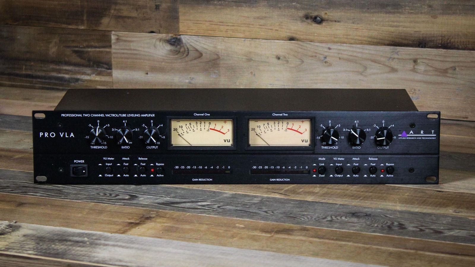 ART Pro VLA Professional Two Channel Vactrol / Tube Leveling