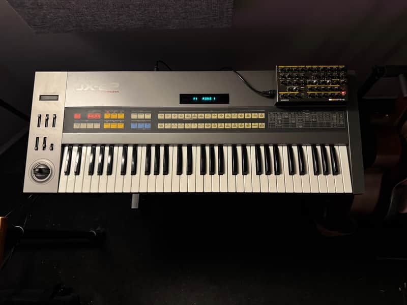 Roland JX-8P 61-Key Polyphonic Synthesizer