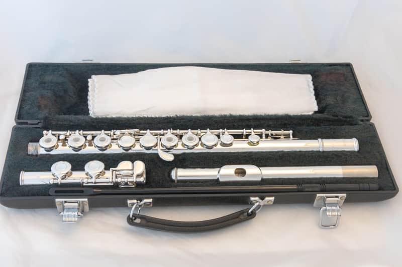 Yamaha YFL-281 Open-Hole Intermediate Flute *Made in Japan *Overhauled New Pads image 1