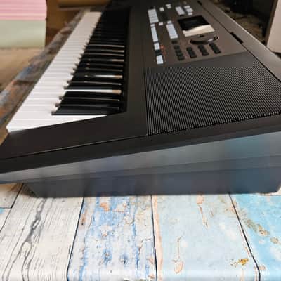 Roland E-X50 61-Key Arranger Keyboard, B-Stock Roland UK. Full 2 yr warranty. MINT image 5