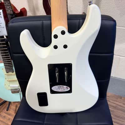 🔥2017🔥 Schecter Sun Valley Super Shredder FR~ Gloss White~ Floyd Rose! image 12