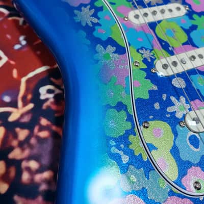 *NEW IN BOX* 2025 Fender Japan Limited Edition Stratocaster Blue Flower - low tariffs image 6