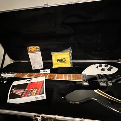 Minty Rickenbacker 360/6 2012 in Jetglo played >10 hrs image 1