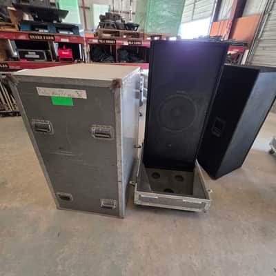 Renkus-Heinz 1990-2000 4 tops 2 subs with cases and amps included imagen 16