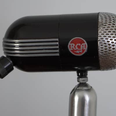 RCA 88A 1940s - black/silver image 5
