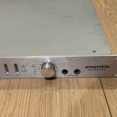 Apogee Ensemble Firewire Audio Interface 2000s - Silver image 2
