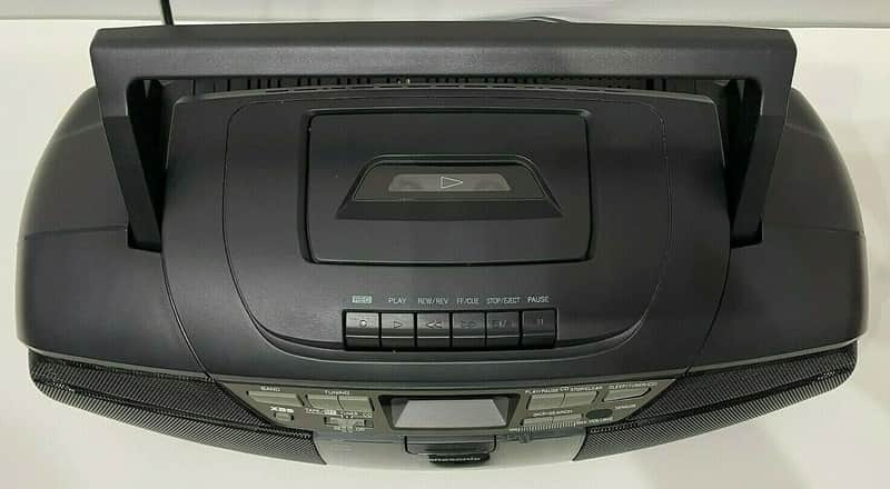 Panasonic - RX-DS17 - Portable CD Cassette Radio Boombox with