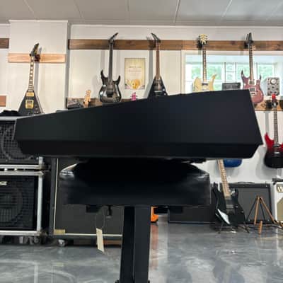 Roland FA-06 61-Key Music Workstation 2014 - w/ Cover + Free Shipping image 3