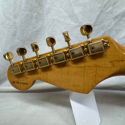 Fender USA SRV Stevie Ray Vaughan Signature Stratocaster Guitar with DiMarzio Hot Rails pickups + Case 1994 - 3-Color Sunburst / Pau Ferro fingerboard image 8