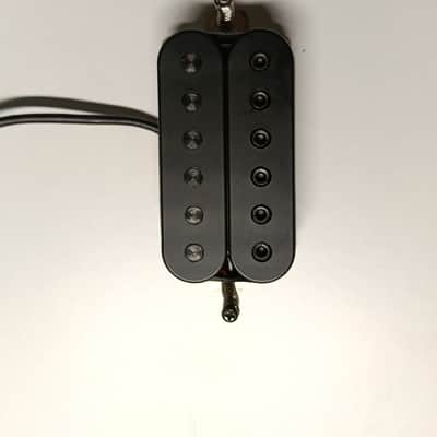Ibanez V7 2025 - Black image 1