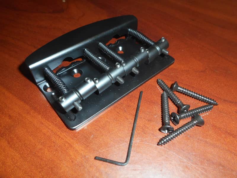 Hipshot 4-String Vintage Bass Bridge, .750" String Spacing - BLACK image 1