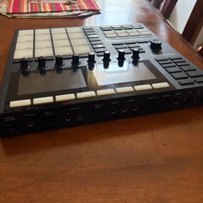 Native Instruments Maschine MKIII 2010s - Black image 4