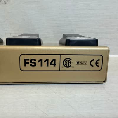Behringer FS114 4-Button Preset Footswitch w/ Attached 5-Pin Cable 2000's image 5